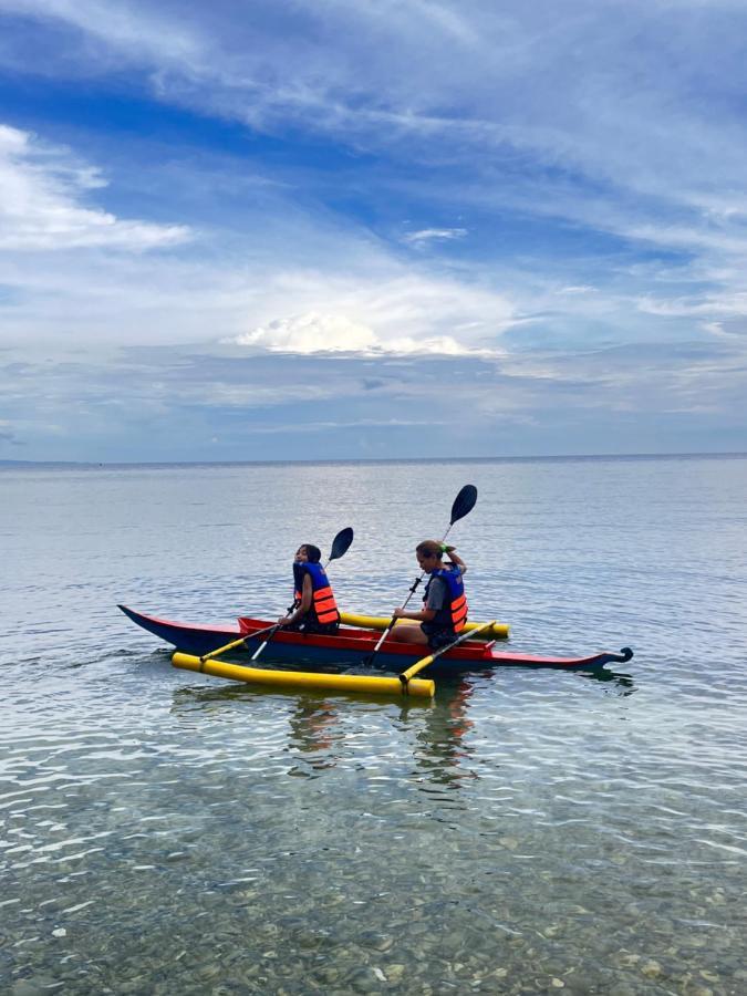 Southseas Beach Resort And Dive Center Santander Ngoại thất bức ảnh