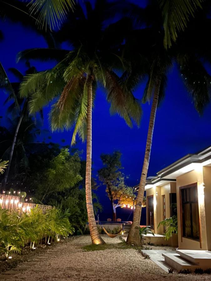 Southseas Beach Resort And Dive Center Santander Ngoại thất bức ảnh