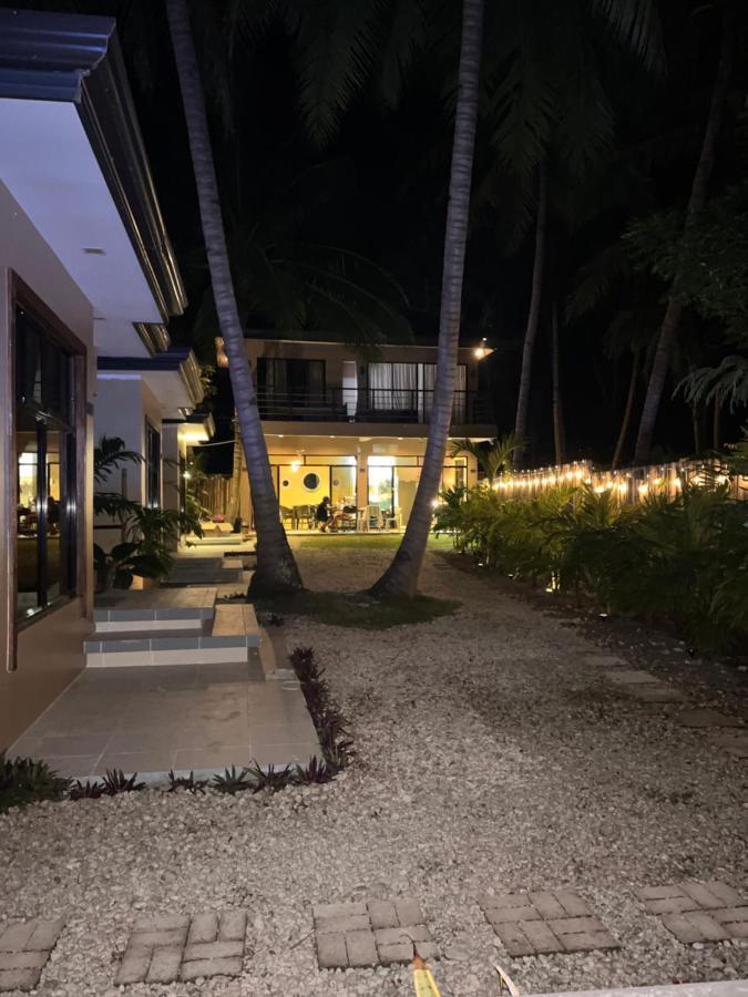 Southseas Beach Resort And Dive Center Santander Ngoại thất bức ảnh