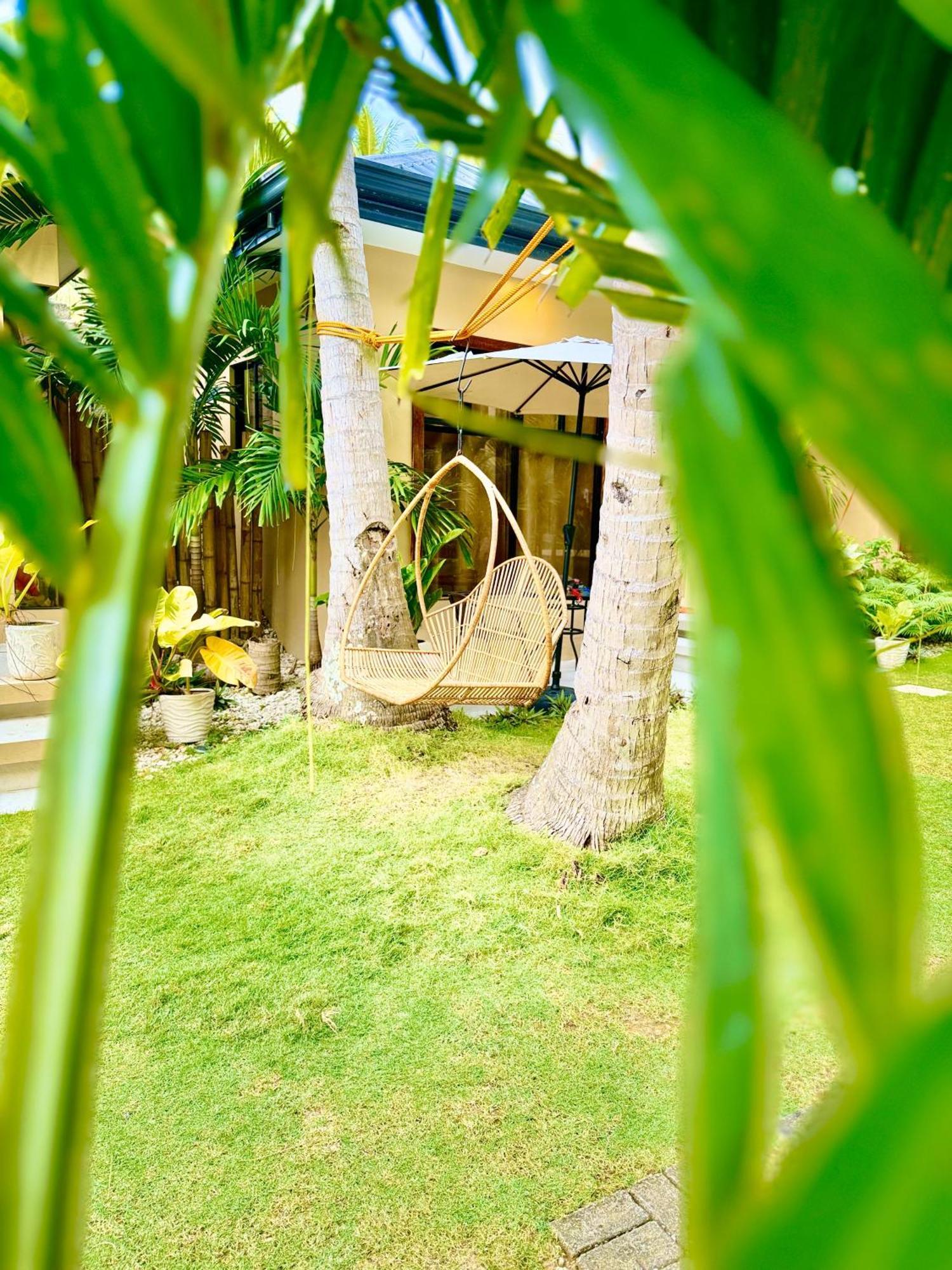 Southseas Beach Resort And Dive Center Santander Ngoại thất bức ảnh